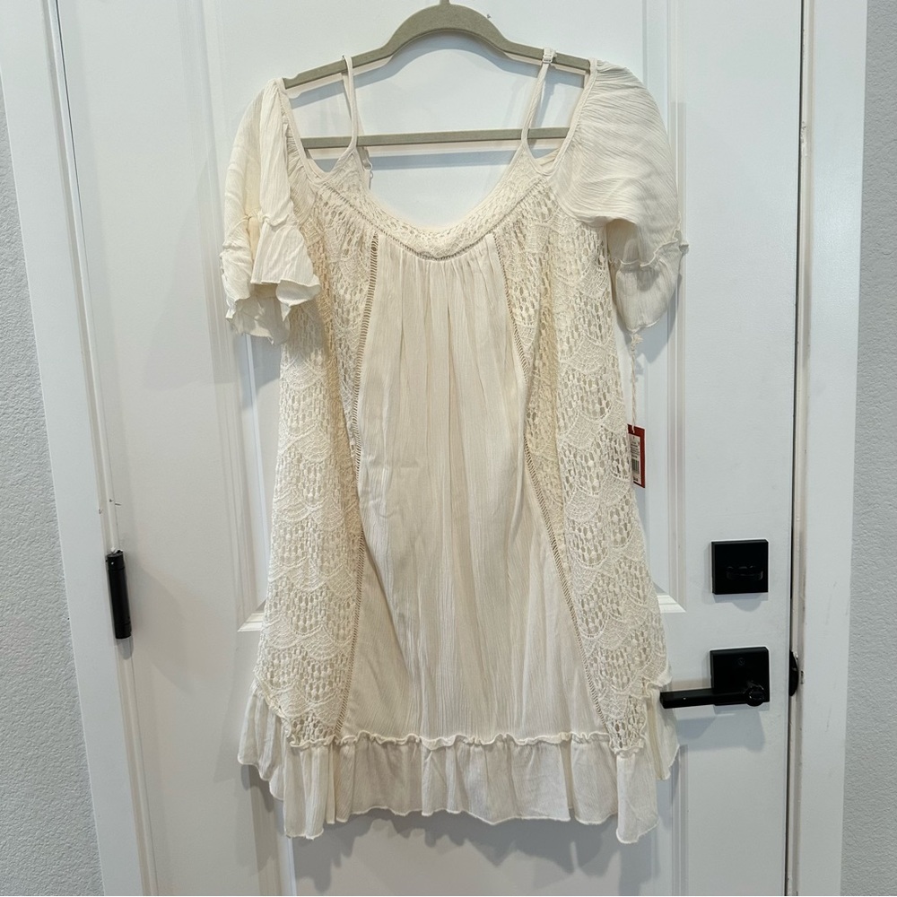 Mossimo Cold Shoulder Cream Lace Dress - Picture 4 of 5